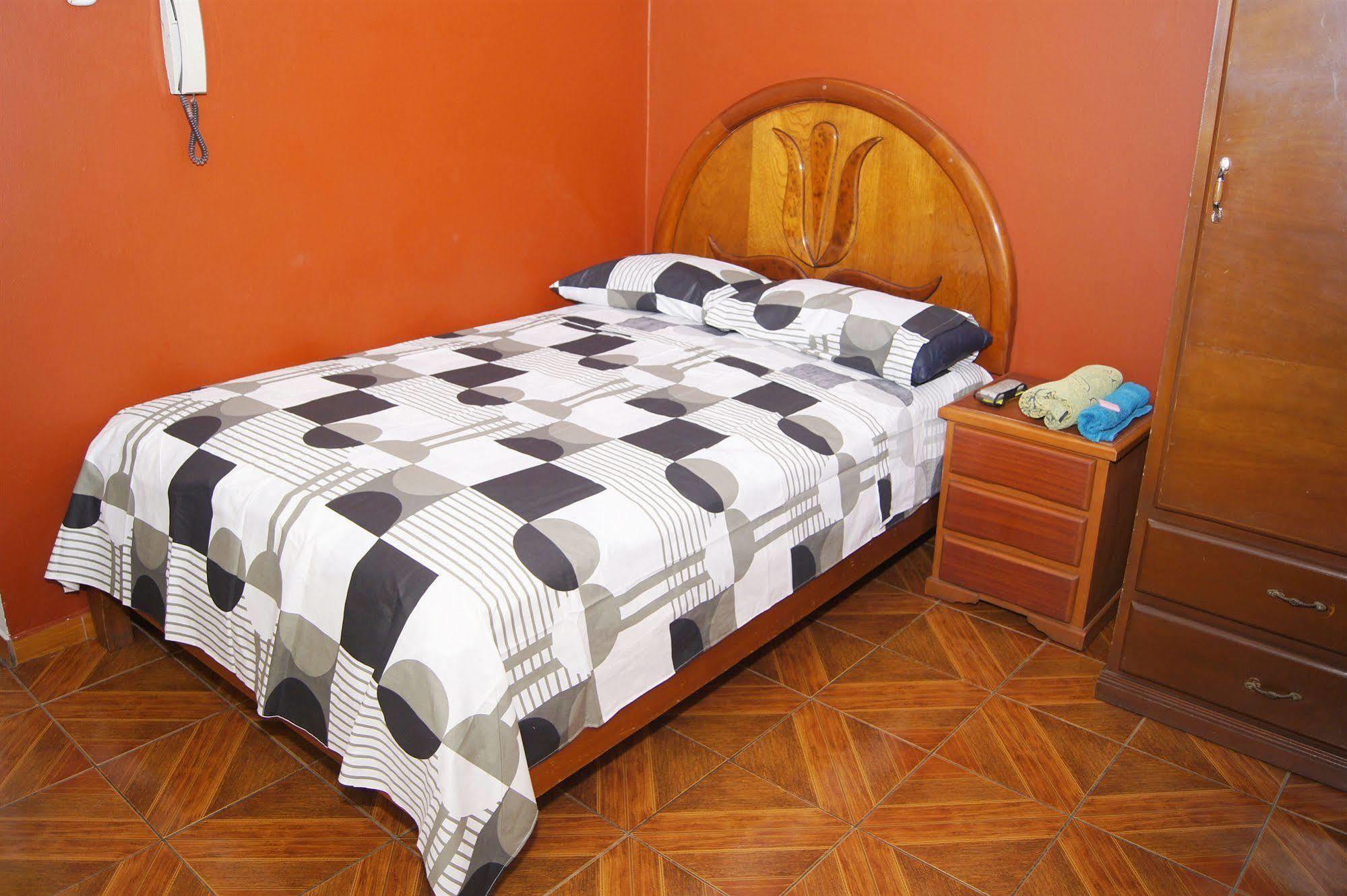 Hostal Las Fresas Lima Airport Callao エクステリア 写真